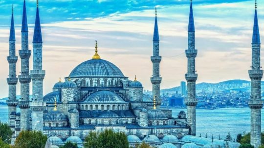 Голубая мечеть: тайны величайшего храма Османской империи