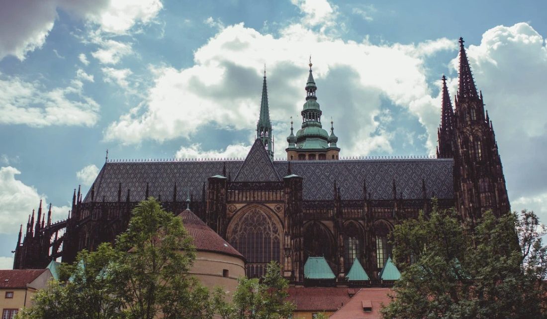 Экскурсии для интровертов по тихим районам Праги